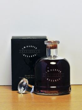 I.W. Harper Presidents Reserve